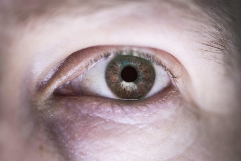 victor cornea varsta